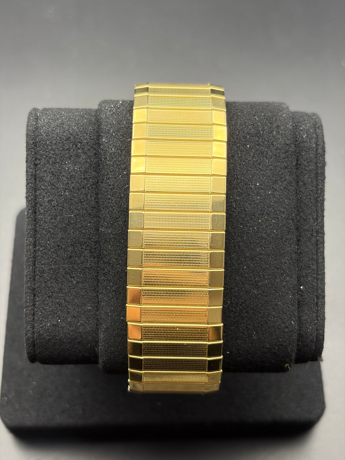 Vintage Seiko 7N43-9070 Gold Tone Quartz Day Date Men’s Dress Watch Bracelet