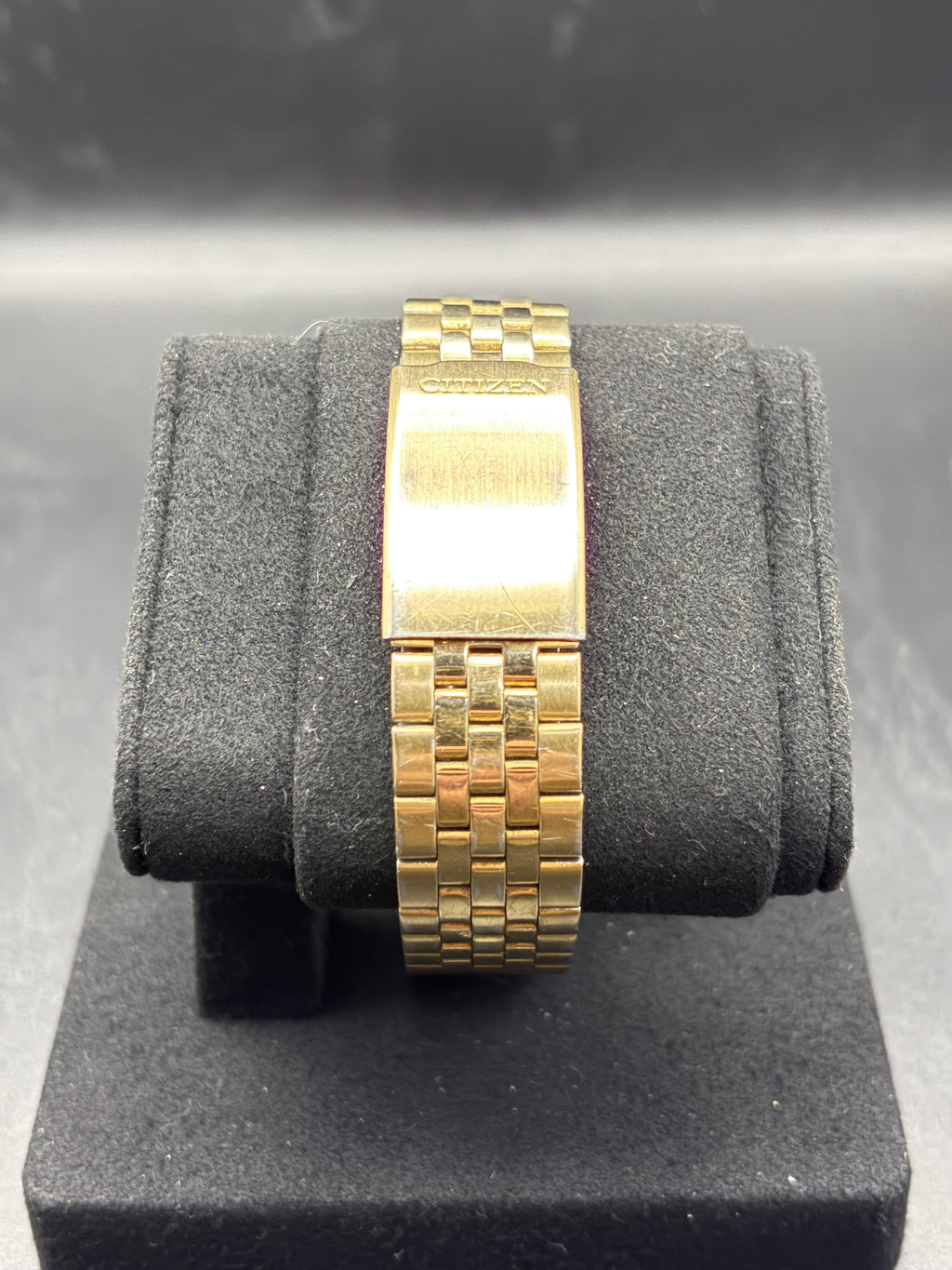 Vintage Citizen CQ Quartz Day-Date Gold Tone Men’s Watch | 6101-R06501 RW