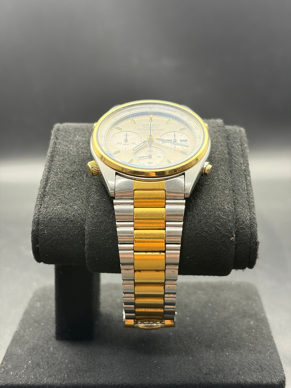Vintage Seiko 7A38-7069 Quartz Chronograph Two Tone Day Date Watch 1980s