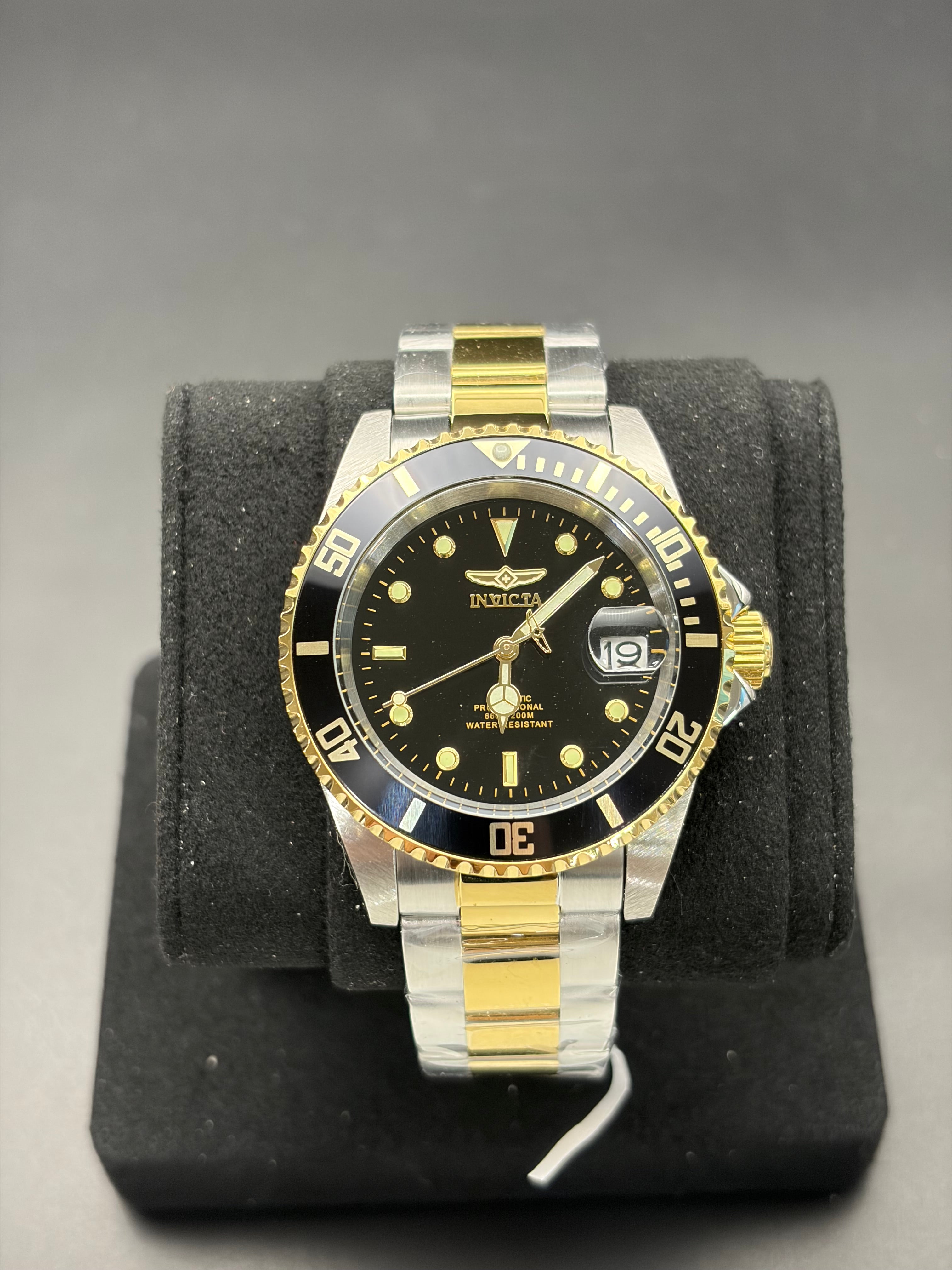 Invicta Pro Diver 8927OB Automatic NH35A Two Tone 40mm Watch NEW/UNWORN