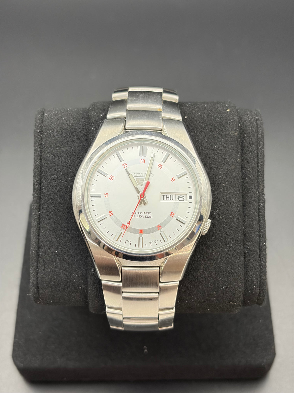 Seiko 5 7S26-02F0 Automatic 21J Silver Dial Day Date Men’s Watch Japan
