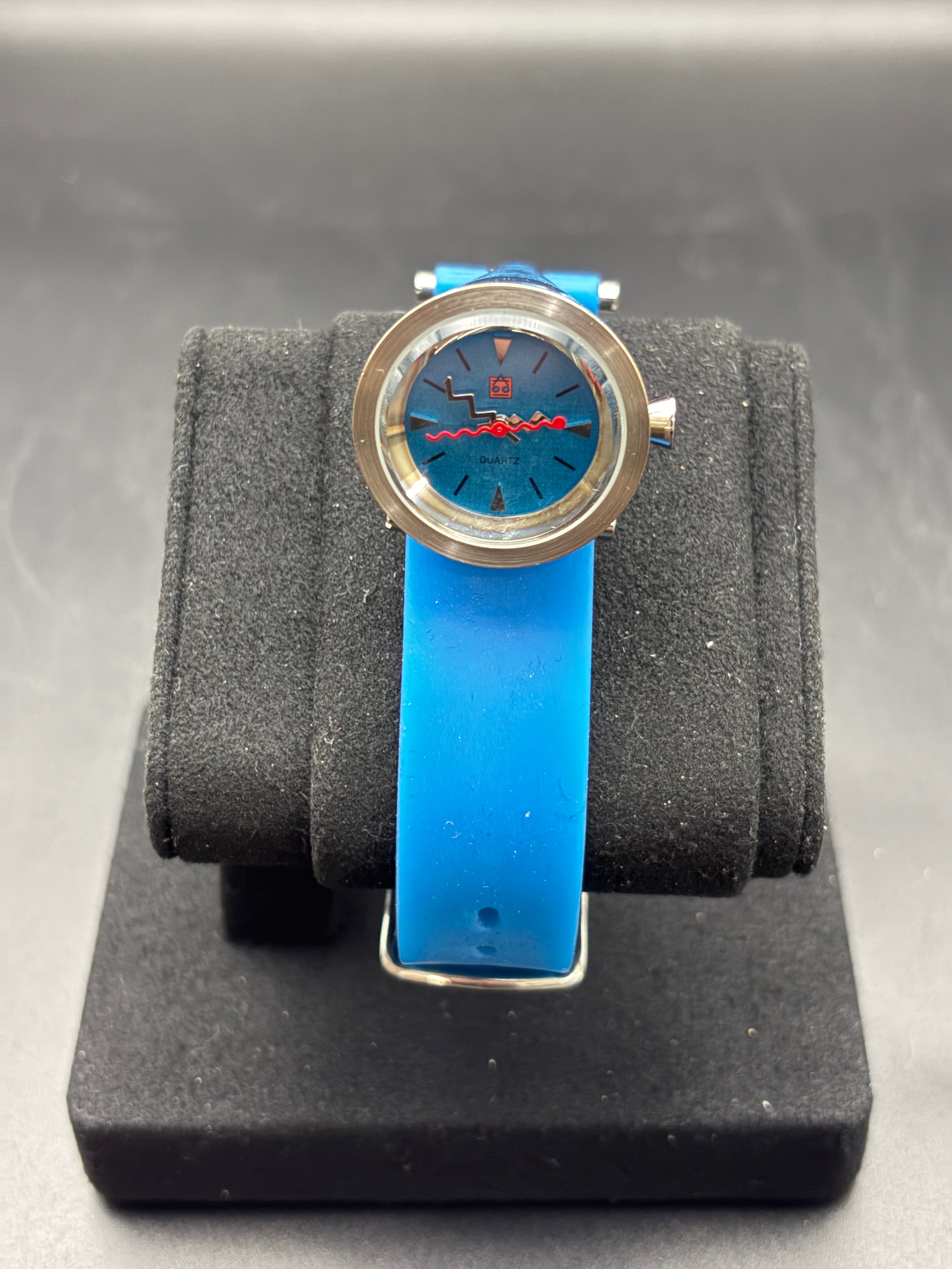 Kool Time Y2K Avant-Garde Blue Quartz Wristwatch Aluminum Case Runs
