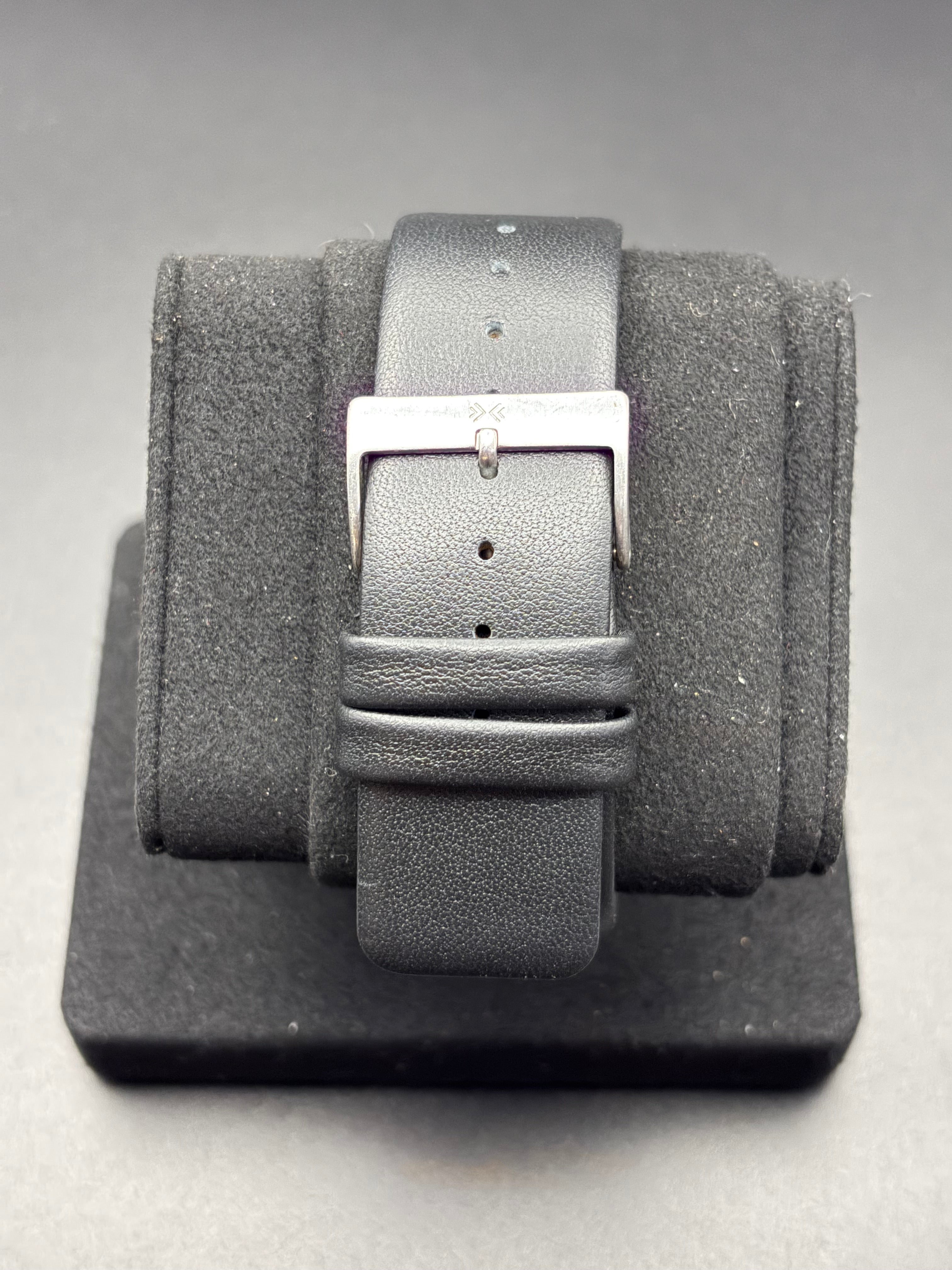 Skagen Denmark 833XLSLB Solar Quartz Men’s Watch Black Dial Leather Strap