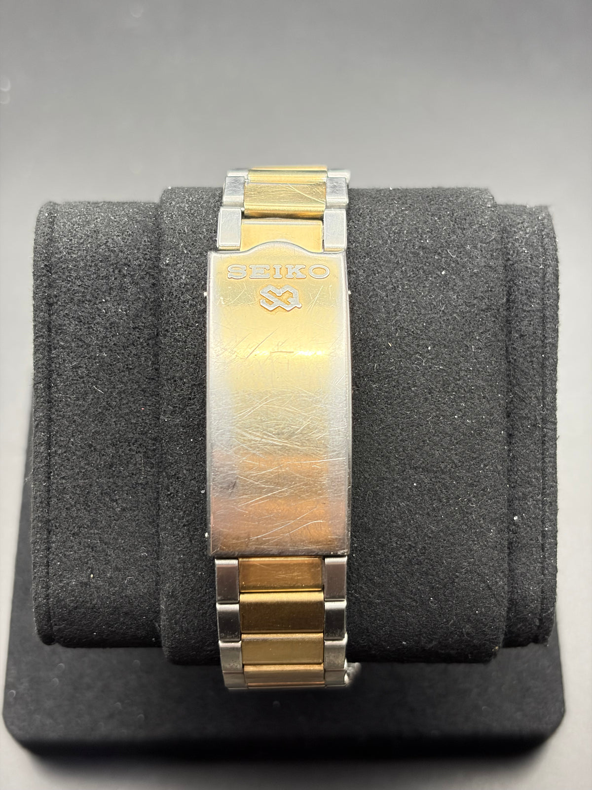 Vintage Seiko SQ Sports 100 7546-7039 Quartz Gold Dial Two Tone Day Date Watch