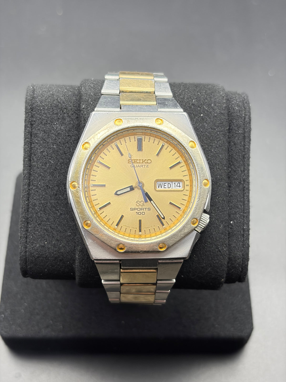 Vintage Seiko SQ Sports 100 7546-7039 Quartz Gold Dial Two Tone Day Date Watch