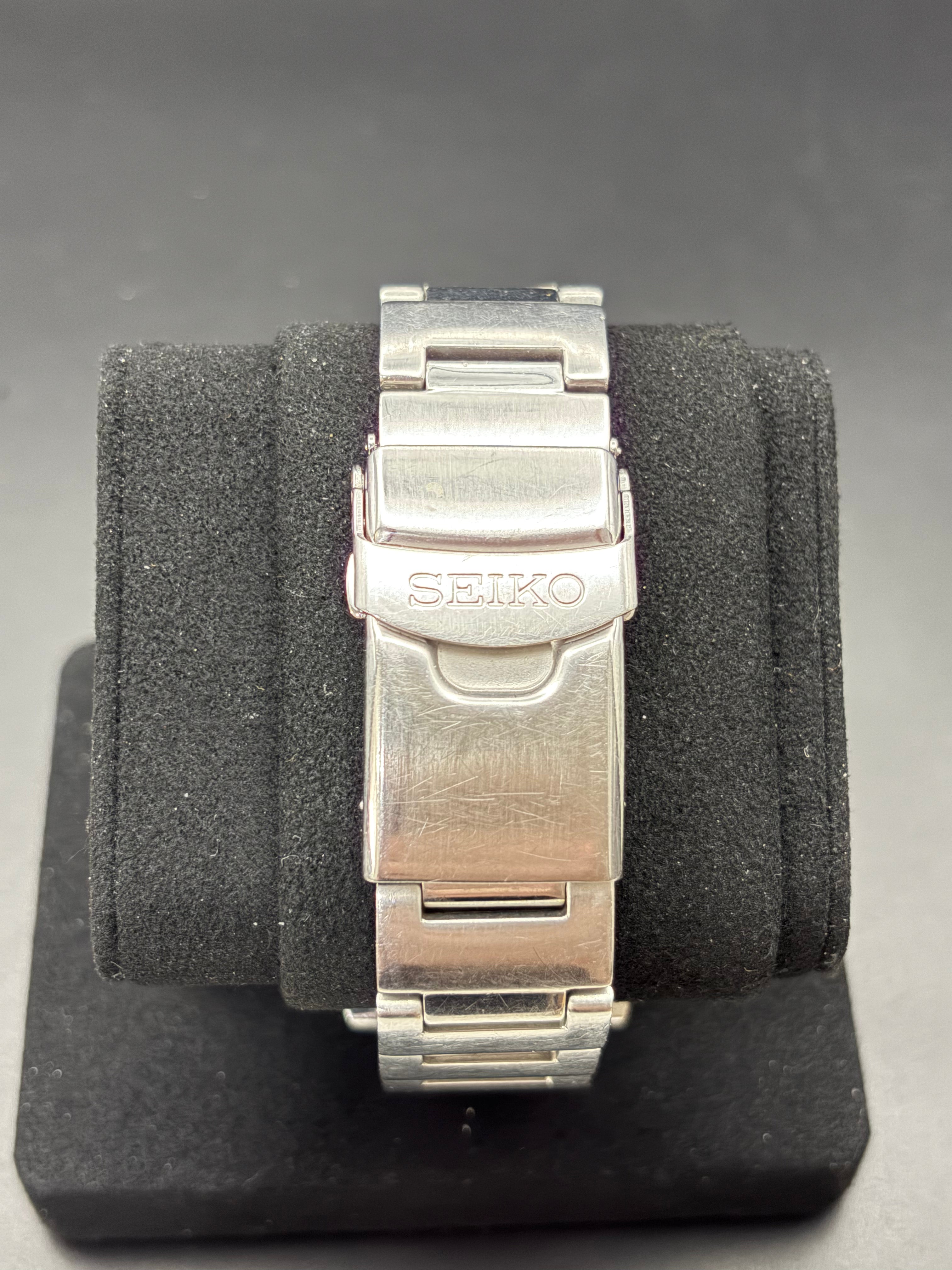 Seiko 5 Sports Baby Monster 7S36-03D0 Automatic 23J Black Red 100M