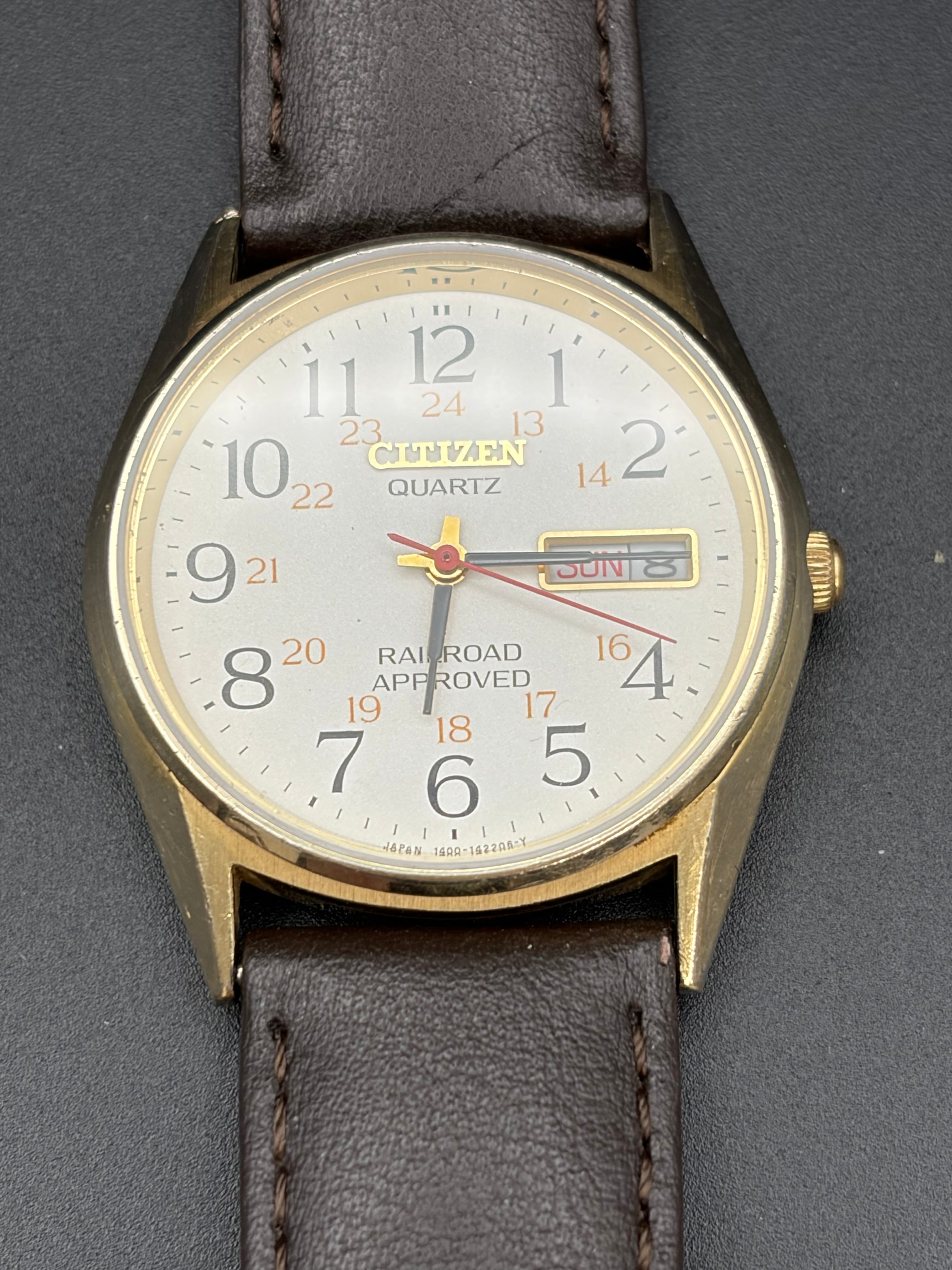 Vintage Citizen Railroad Approved 4-140541Y Quartz Day Date Japan Watch