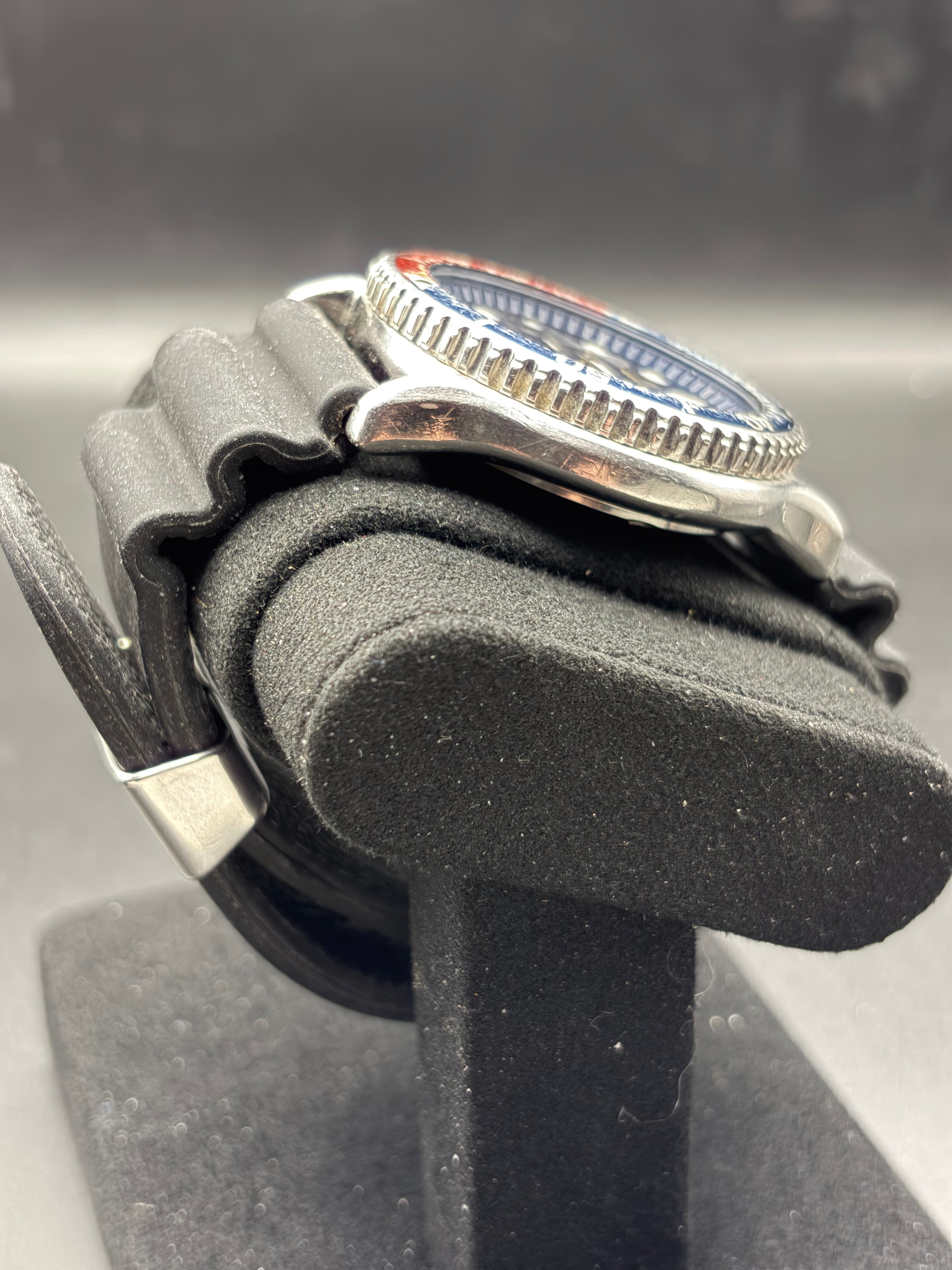 Vintage Seiko 7N36-7A08 Quartz Pepsi Scuba Diver 200m Day Date Watch