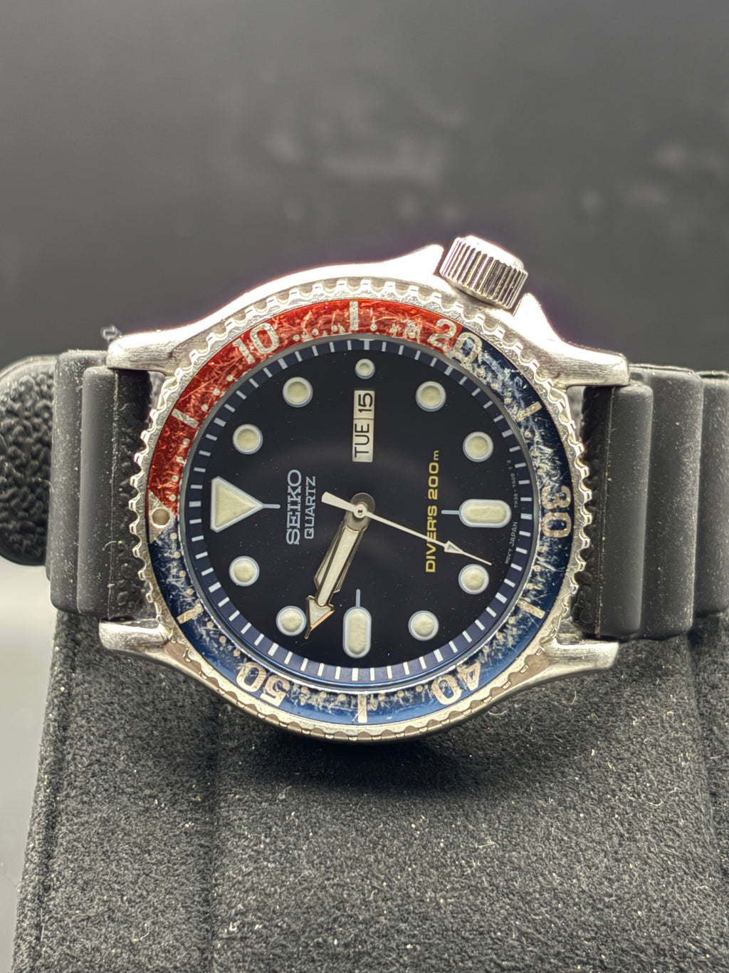 Vintage Seiko 7N36-7A08 Quartz Pepsi Scuba Diver 200m Day Date Watch