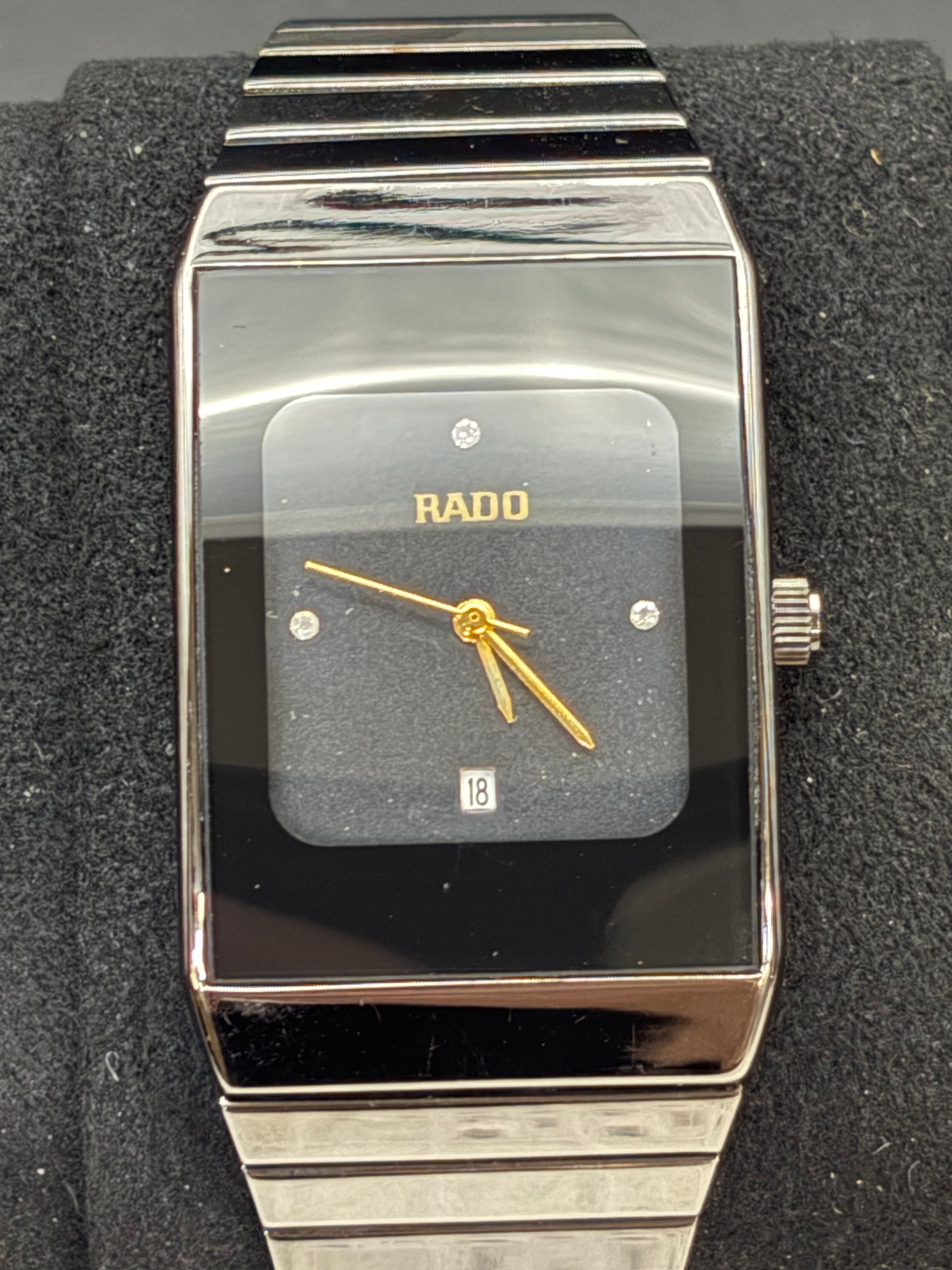 Vintage Rado 601.2816.3 Black Dial Stone Swiss Watch Integrated Bracelet