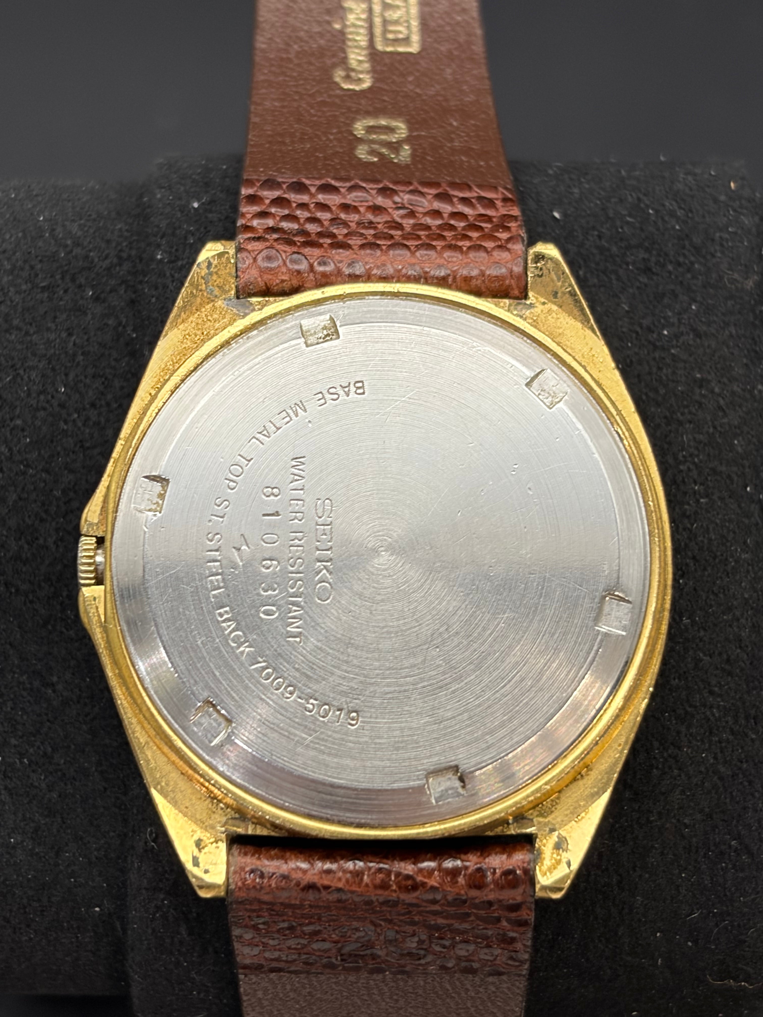Vintage Seiko 7009-5019 Automatic 17J Gold Tone Day Date Men’s Watch